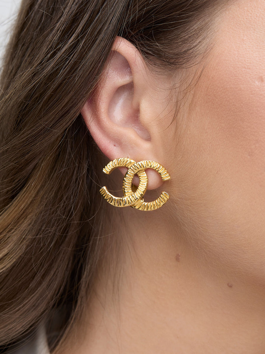 CHANEL CC Earrings Rental