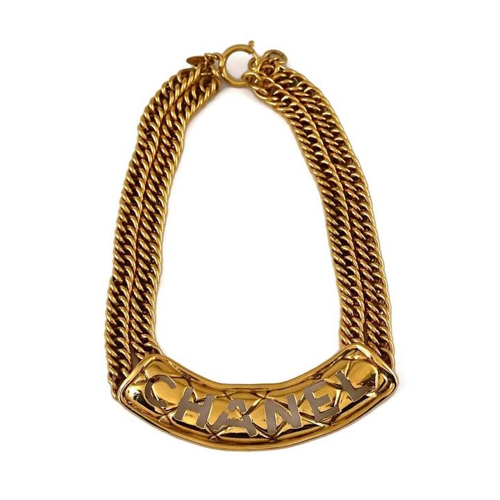 CHANEL Iconic Cutwork Plate Necklace Rental